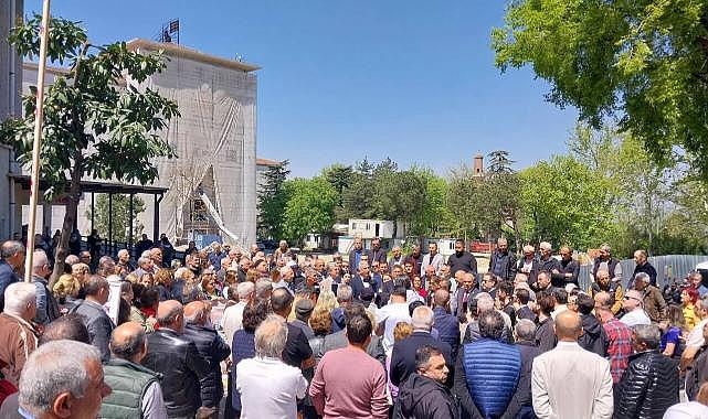 CHP Bursa’dan Memleket Hastanesi önünde açıklama; ‘Sürecin takipçisiyiz’