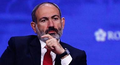 Ermenistan’da Türk bayrağı yıkıldı