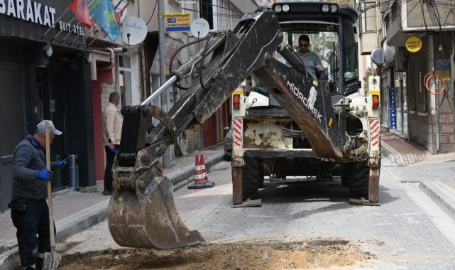 Gemlik'in Her Noktasında Yol Çalışması