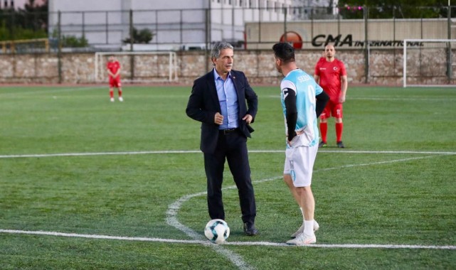 Gemlik’te İşçi Bayramı Heyecanı Yeşil Sahaya Taşındı