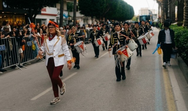 Körfez Halk Bandosu Karnavalda Göz Doldurdu
