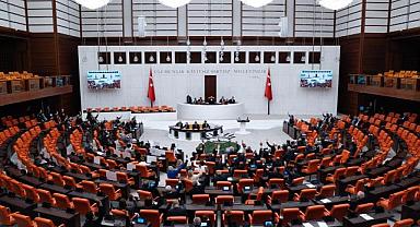 Meclis’te yoğun gündem: Doğum izni, sosyal medya kısıtlaması…