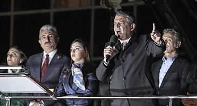 Mustafa Bozbey’in tutuklanmasıyla ilgili CHP lideri Özel’den ilk açıklama
