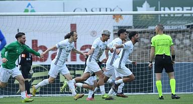 TFF’den Bursa ekibine kutlama