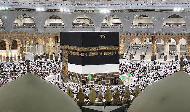 Tur şirketi battı, yüzlerce kişi mahsur kaldı