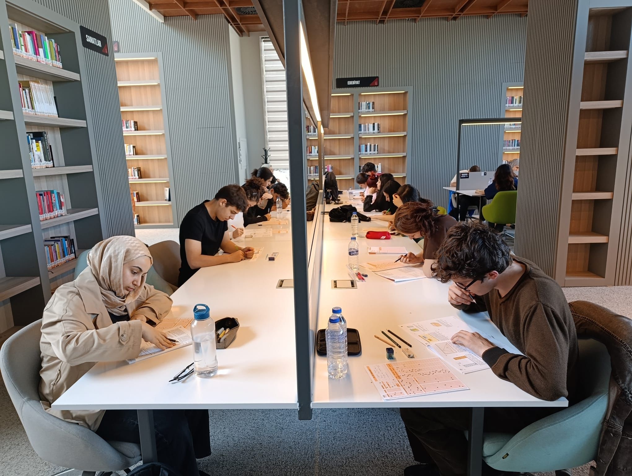 Üniversite Hayaline Yıldırım Desteği