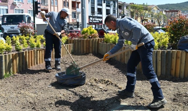 Yeni Peyzaj Alanlarıyla Yemyeşil Gemlik!