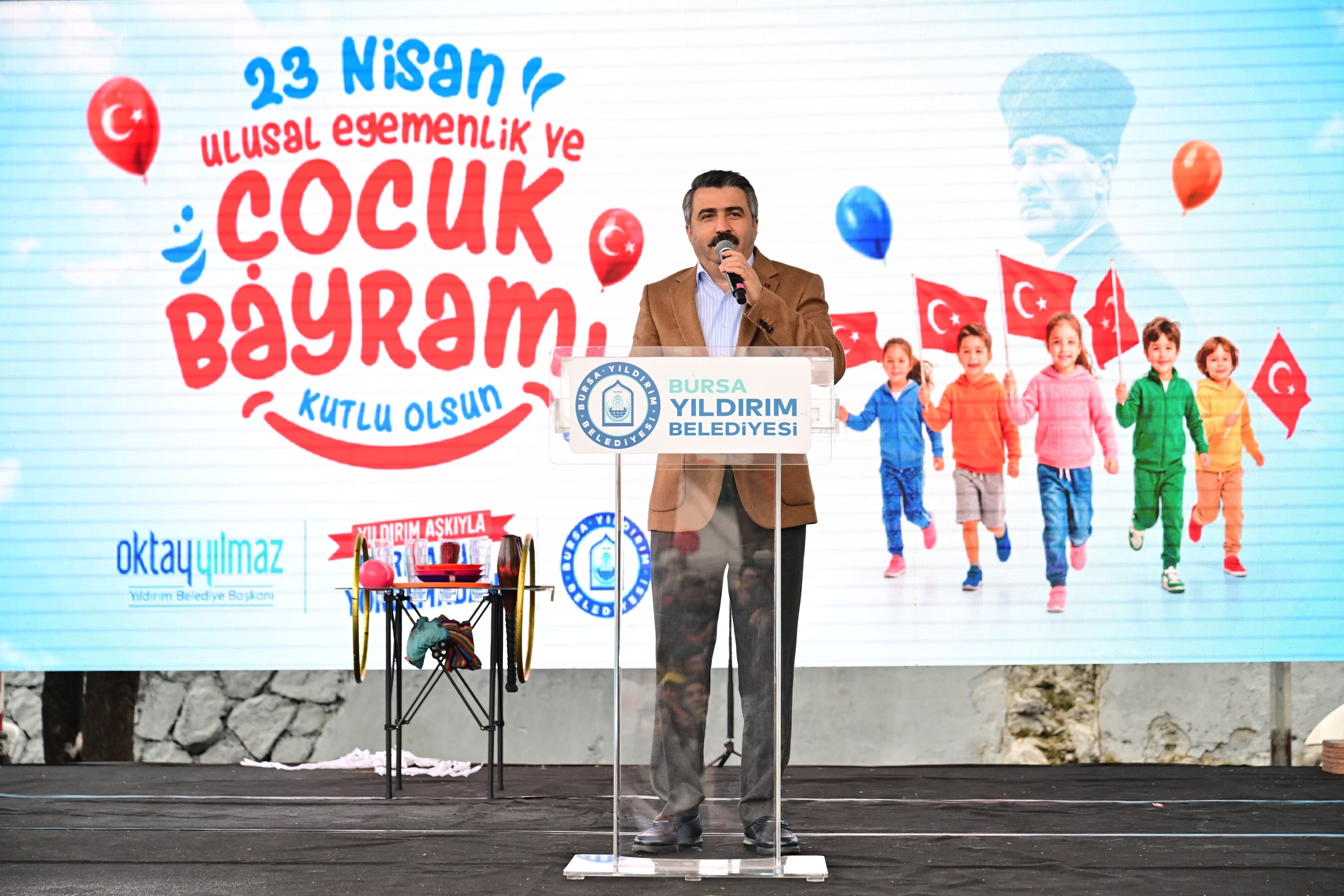 Yıldırım’da Çocukların Bayramı Şölene Dönüştü