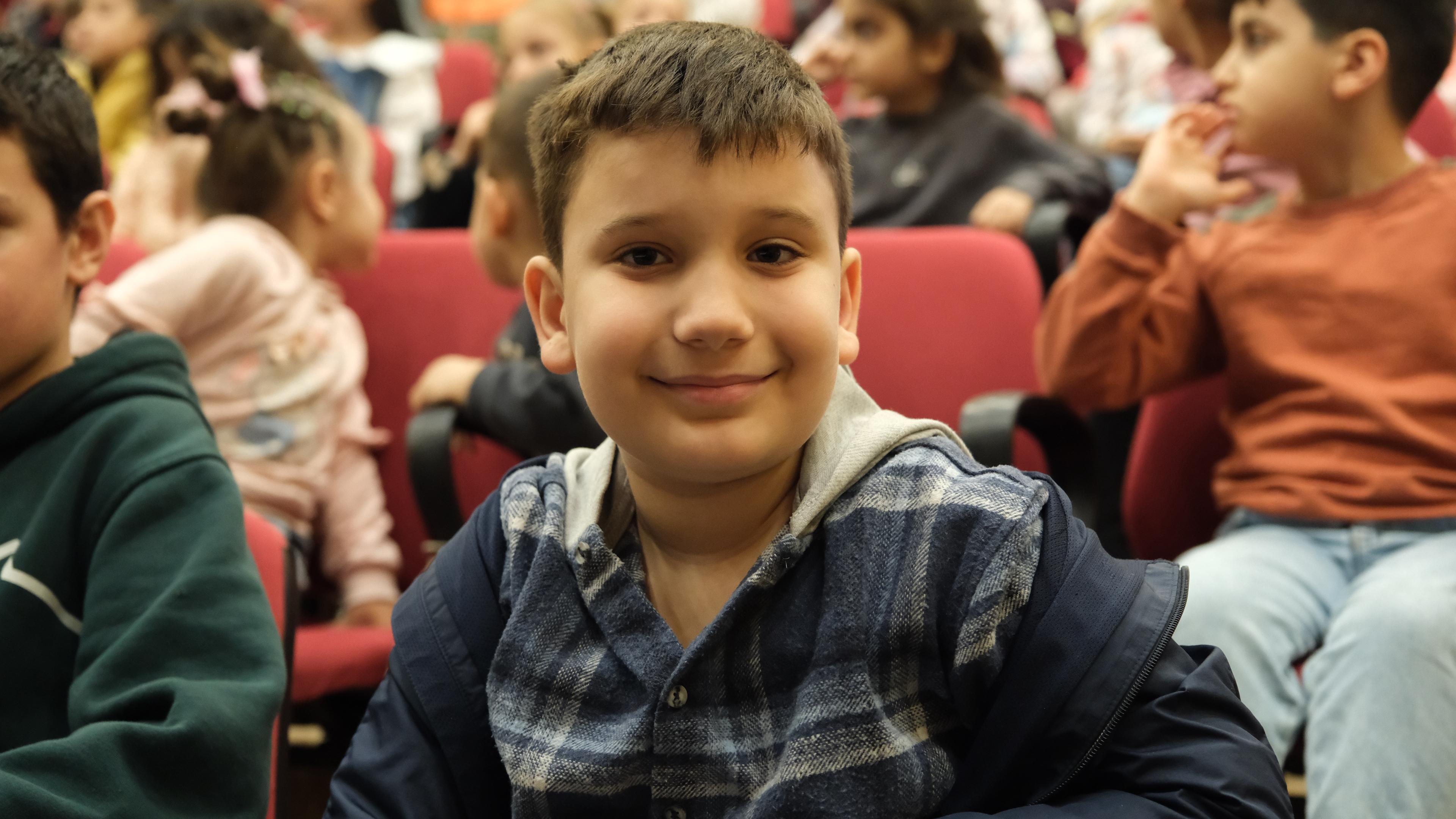 Yıldırımlı Çocukların Tiyatro Keyfi