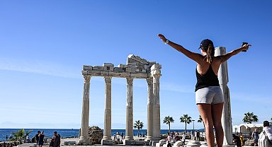 180 milyar TL'lik bayram turizmi