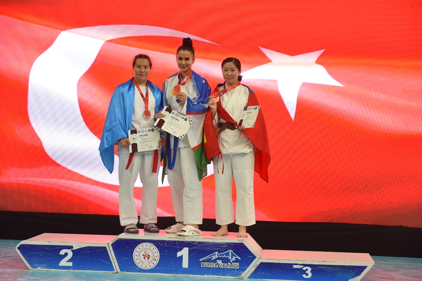 27 ülke yıldırım’da buluştu