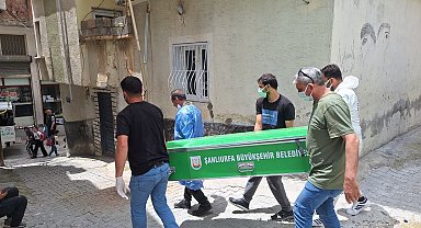 3 gündür haber alınamayan kadın evinde ölü bulundu