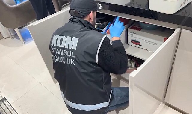 349 milyon liralık pırlanta kaçakçılığı operasyonu: 81 gözaltı Operasyon görüntüsüyle