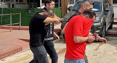 'Dur' ihtarına uymayan sürücü takip sırasında kaza yaptı; 2 tutuklama