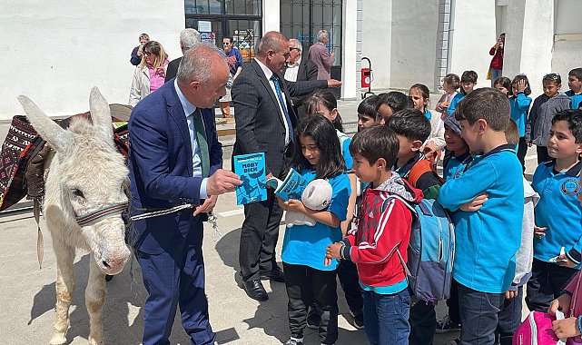 'Eşekle Gelen Dostoyevski' projesiyle 25 ilde 16 bin çocuğa ulaştı