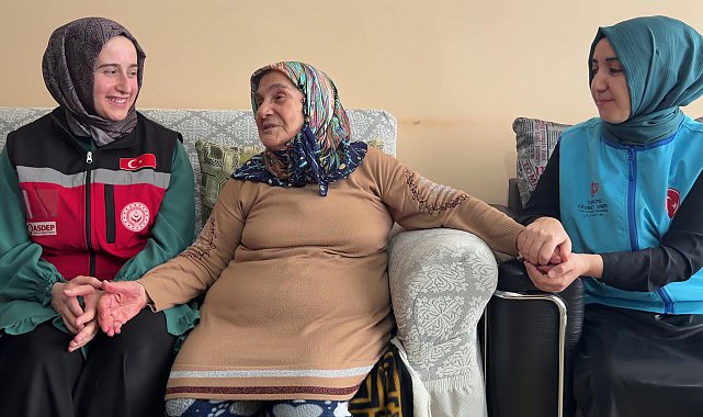 'Vefa' ziyaretiyle kapısı çalınan Mürvet nine: Devlet evimde, çok mutluyum