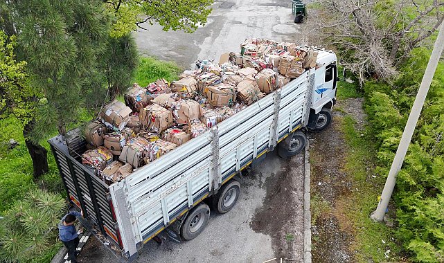 76 ton atık geri dönüştürüldü; 1200 ağacın kesilmesi önlendi