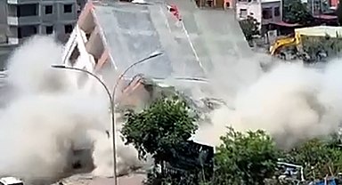 Adana'da kontrolsüz yıkıma tutuklama