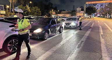 Adana'da trafik denetimi; 126 sürücüye ceza yazıldı