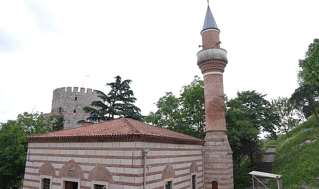 AK Parti İstanbul İl Başkanlığı, Fetih'in 573'üncü yıl dönümünü Rumeli Hisarı'nda kutladı