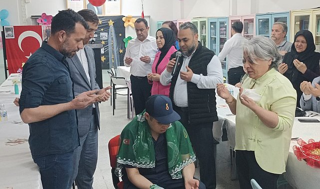Ankara'da özel geresinimli Efe'ye asker uğurlaması