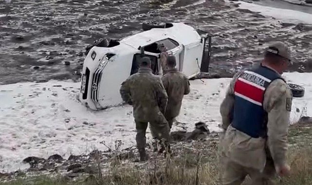 Ardahan'da askeri araç devrildi: 2 astsubay yaralandı