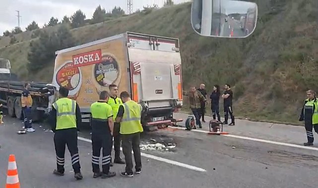 Arnavutköy'de TIR'a çarpan kamyonetin şoförü öldü