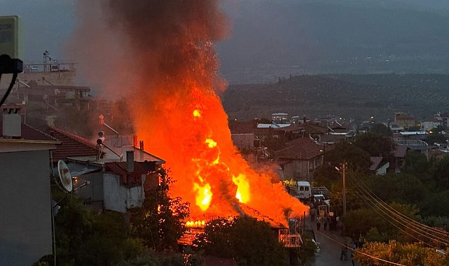 Aydın'da 2 katlı müstakil evde çıkan yangın söndürüldü