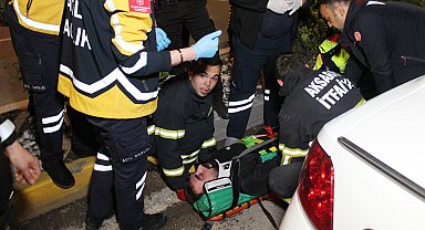 Aynı yöne giden otomobiller çarpıştı; 6 yaralı