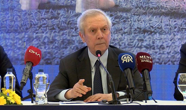 Aziz Yıldırım: Önceliğimiz iki santrfor almak