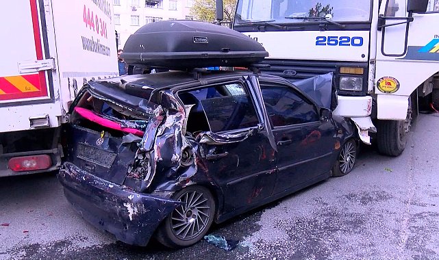 Bağcılar'da park halindeyken sürüklenen kamyon 8 araca çarptı; kaza kamerada