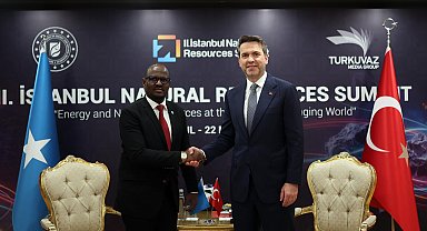 Bakan Alparslan Bayraktar, Somali Petrol ve Maden Kaynakları Bakanı Mohamed ile görüştü
