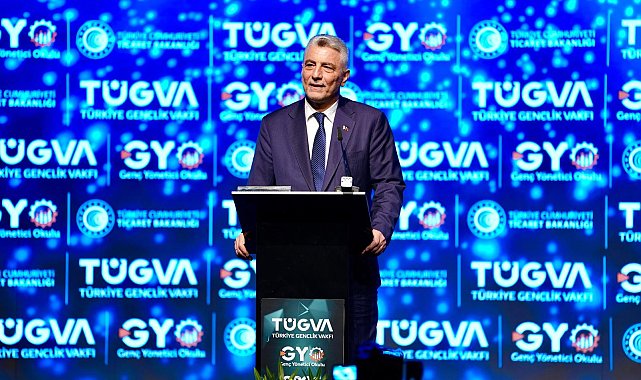 Bakan Bolat, 'TÜGVA Genç Yönetici Okulu 2026 Zirve Programı'na katıldı