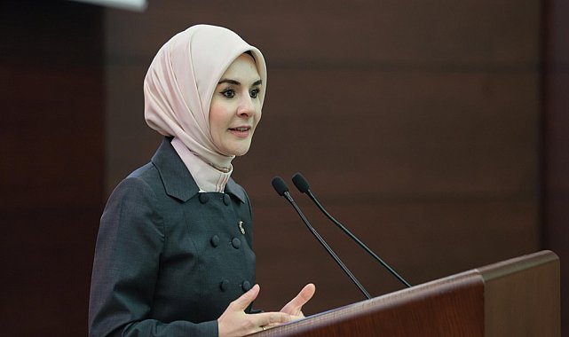 Bakan Göktaş: Sosyal medya yönetmeliğini 6 ay içinde hayata geçireceğiz