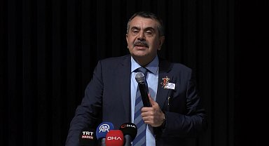 Bakan Tekin: Milli şuurumuz, milli bilincimiz her daim zinde olmalı