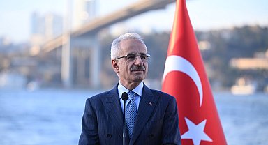 Bakan Uraloğlu: 4 ayda 15 bin 639 gemiye kılavuzluk hizmeti verildi