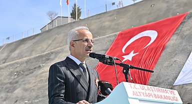 Bakan Uraloğlu: 42 ili birbirine bağlayacak proje, devlet yolundaki trafik yükünü azaltacak