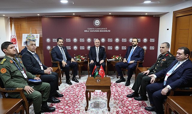 Bakanı Güler, Libya Ulusal Ordusu Genel Komutan Yardımcısı ve Libya Savunma Bakan Vekili ile görüştü