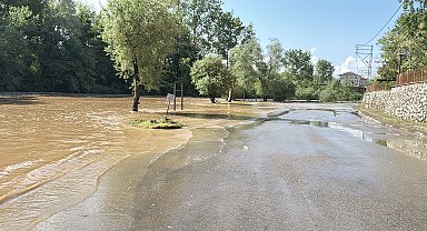Bartın Irmağı'nda su seviyesi 2 metre yükseldi