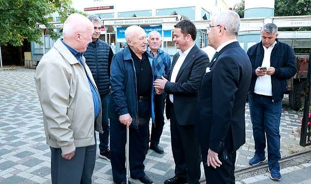 Başkan Erkan Aydın, vatandaşlarla bayramlaştı