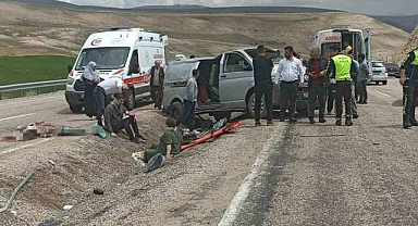 Bayram tatili yolunda feci kaza