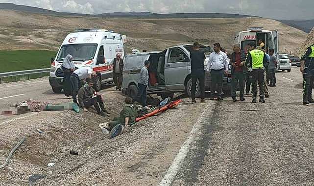 Bayram tatili yolunda feci kaza