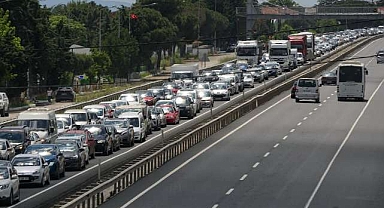Bayram tatilinden dönüş yoğunluğu başladı