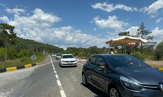 Bayram tatilinin ilk 4 gününde Marmaris ve Datça'ya toplam 40 bin araç girişi oldu