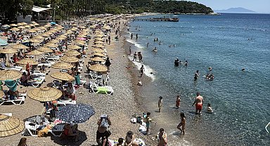 Bodrum'da sahillerde Kurban Bayramı'nın 3'üncü gününde hareketlilik sürüyor