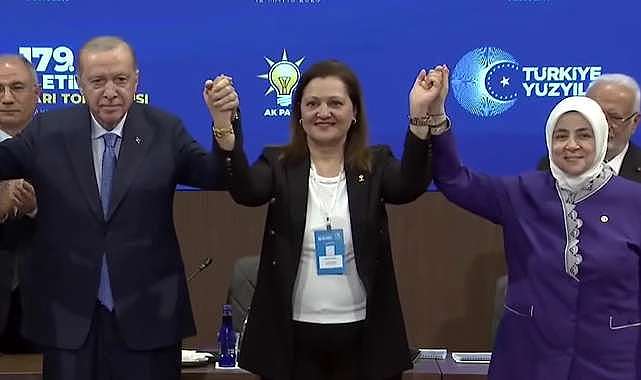 Burcu Köksal, AK Parti’ye katıldı!