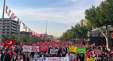Bursa’da binlerce kişi gençler için yürüdü