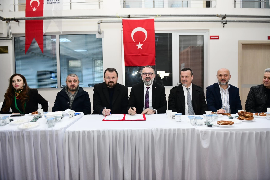 Bursa Kestel Belediyesi'nde toplu sözleşme sevinci