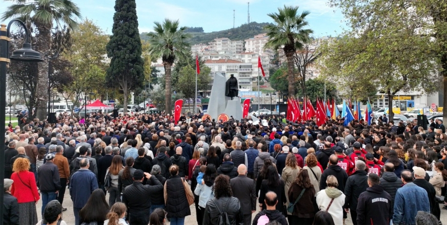 BÜYÜK ÖNDER ATATÜRK MUDANYA’DA ÖZLEMLE ANILDI