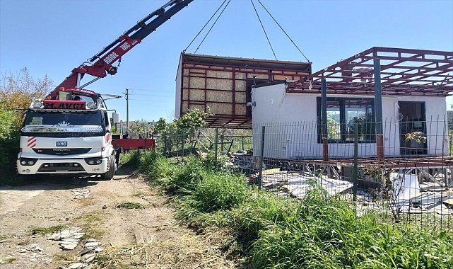 Çanakkale'de 15 kaçak yapı yıkıldı